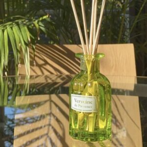 batonnets-diffuseur-parfum-bouquet-aromatique-jardin