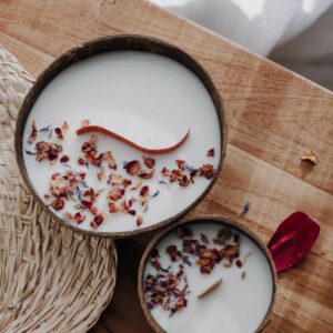 bougie-coco-cire-naturelle-monoi-2-tailles